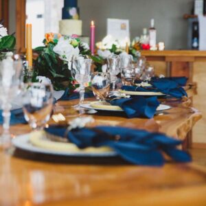 wedding table decor from Parksville Wedding rentals Petal & Kettle